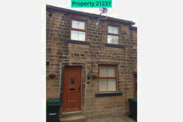 2 Bedroom Cottage To Rent In Keighley, BD22