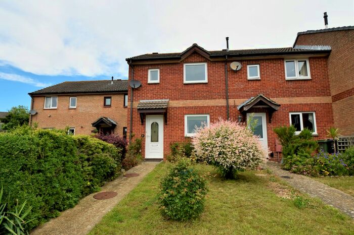 1 Bedroom Semi-Detached House To Rent In Downsview Gardens, Wootton, PO33