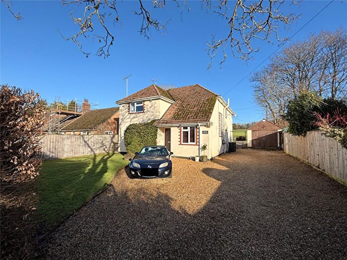 4 Bedroom Country House For Sale In West Park Lane, Damerham, Fordingbridge, Hampshire, SP6
