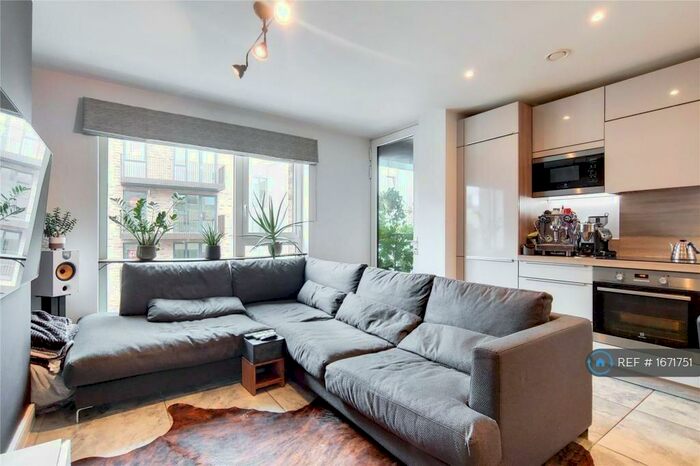 2 Bedroom Flat To Rent In Mandara Place, London, SE8