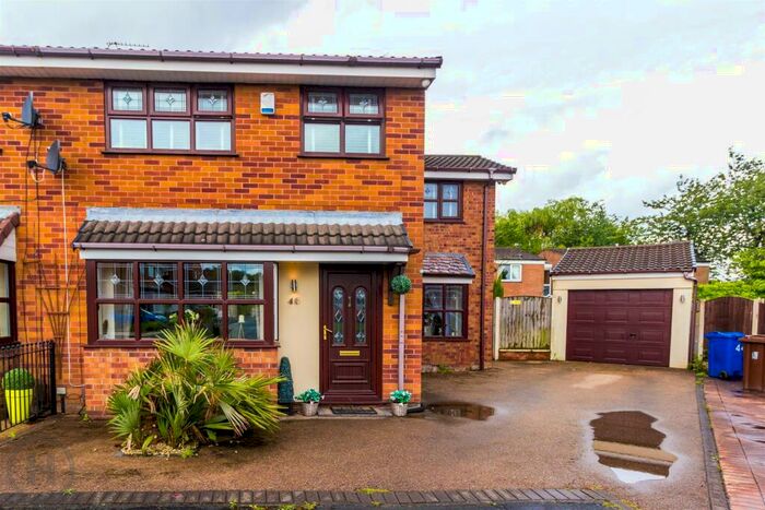 4 Bedroom Semi-Detached House To Rent In Blandford Close, Tyldesley, Manchester, M29