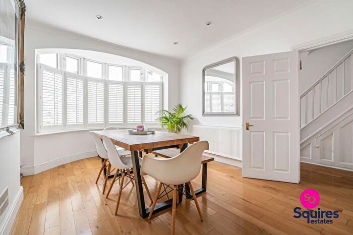4 Bedroom Terraced House For Sale In Manor Drive, London, N20