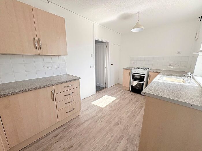 3 Bedroom Terraced House To Rent In Holding Street, Gillingham, ME8
