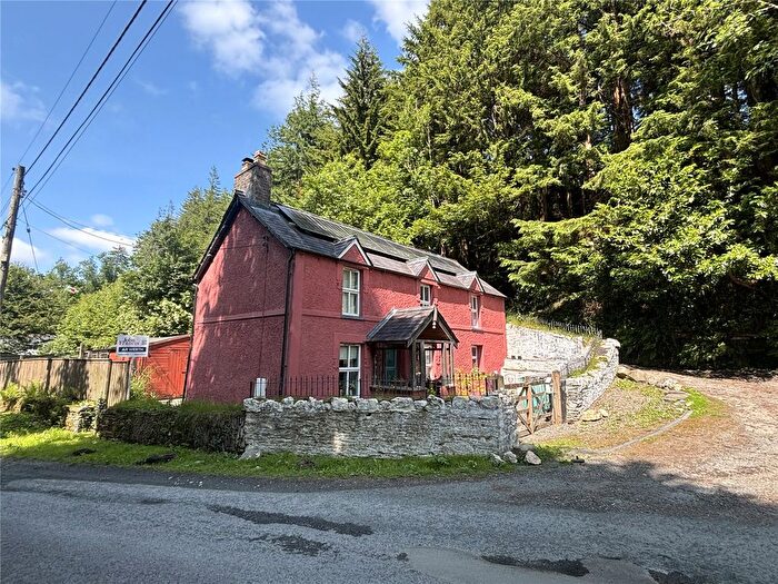 3 Bedroom Cottage For Sale In Cwmcych, Newcastle Emlyn, Carmarthenshire, SA38