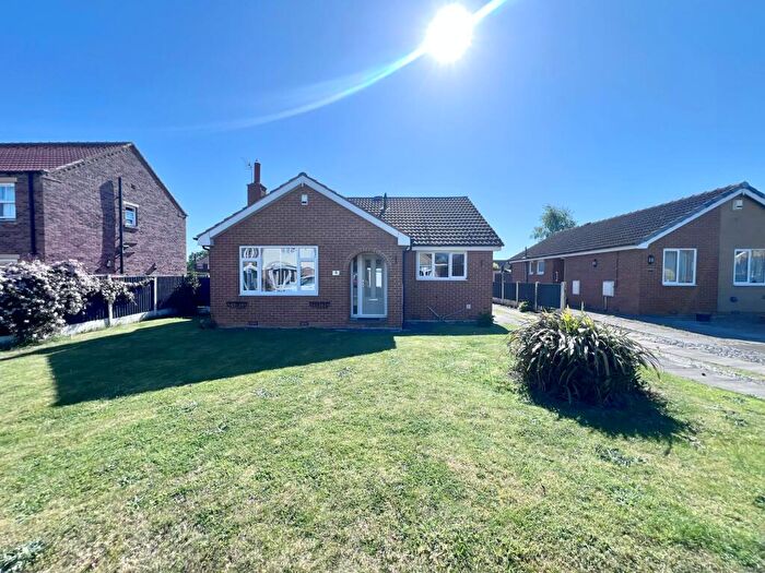 3 Bedroom Detached Bungalow To Rent In Beech Drive, Branton, DN3