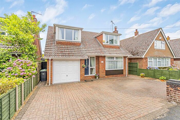 4 Bedroom Detached House For Sale In Southleigh Road, Emsworth, PO10