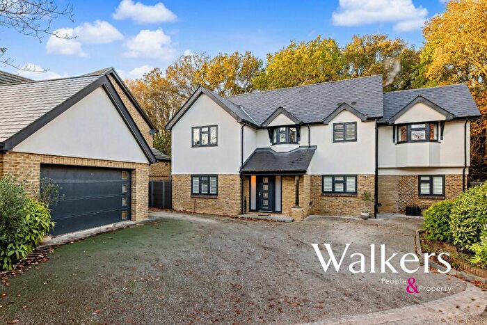 5 Bedroom Detached House For Sale In Baymans Wood, Shenfield, CM15