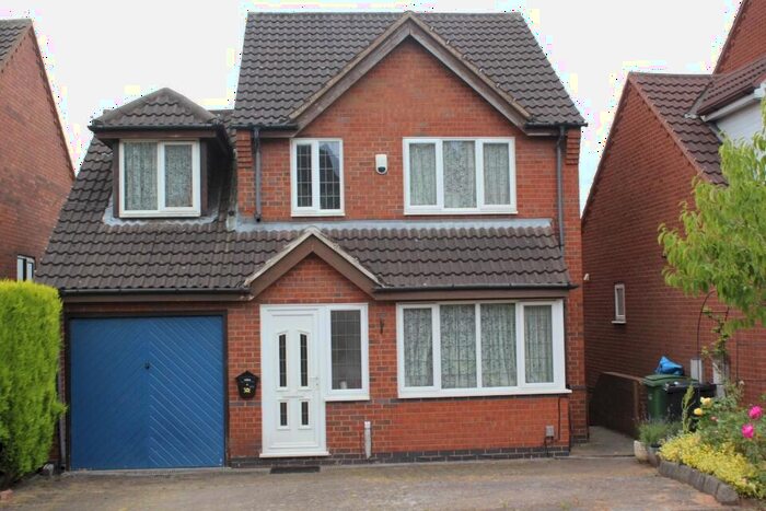 Studio To Rent In Caterham Drive, Kingswinford, DY6