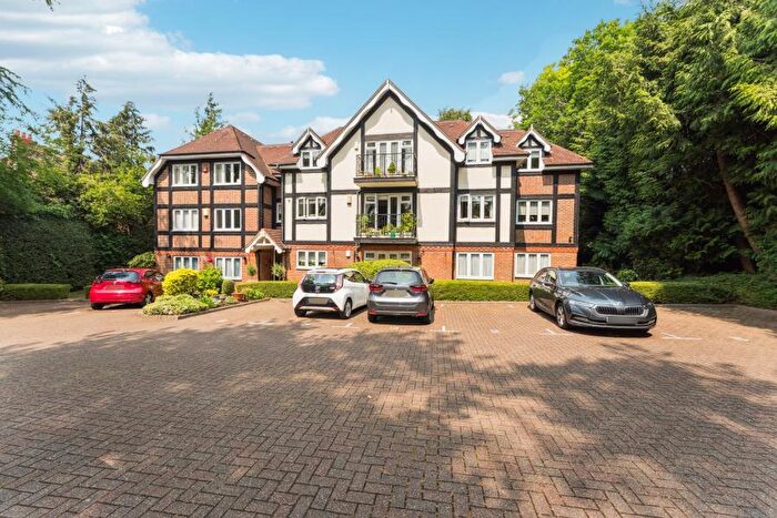 2 Bedroom Flat To Rent In Eastbury Avenue, Northwood, HA6