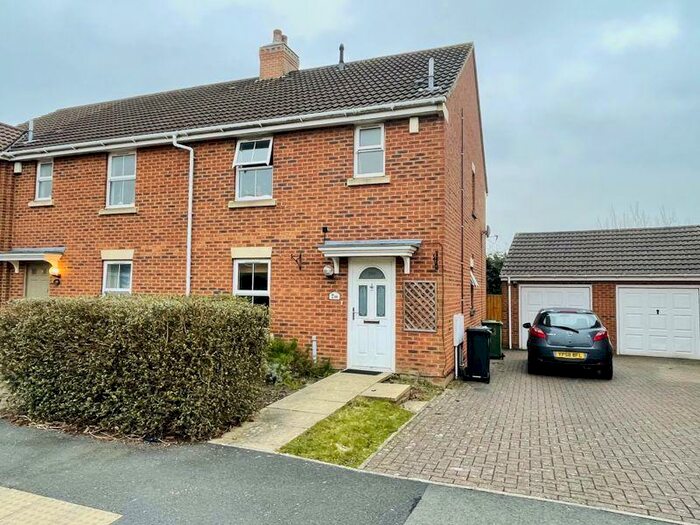4 Bedroom End Of Terrace House To Rent In Jellicoe Avenue, Stoke Park, BS16
