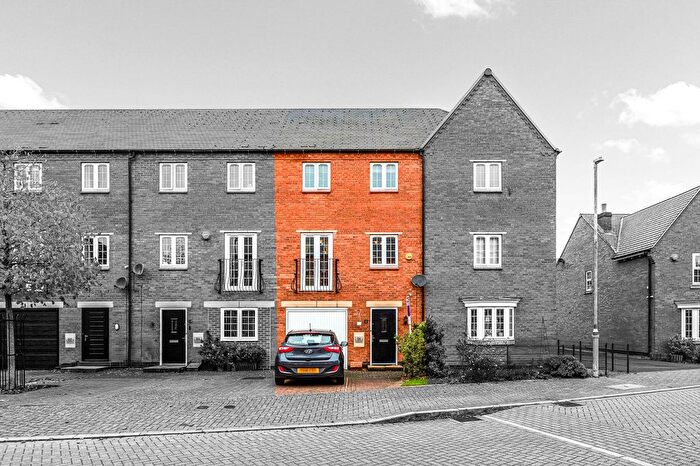 4 Bedroom Town House For Sale In Empingham Drive, Syston, Leicester, LE7