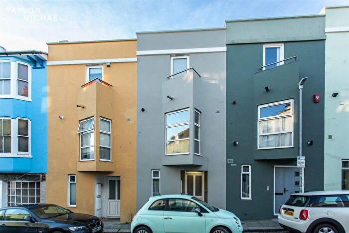 5 Bedroom Terraced House To Rent In Little Western Street, Hove, BN3