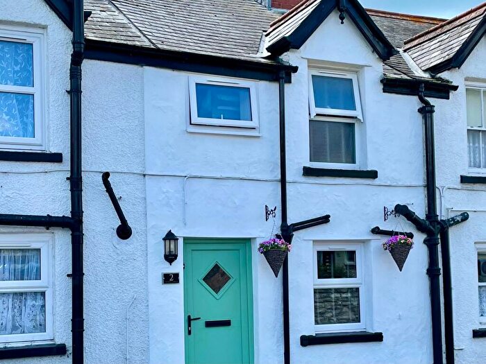 2 Bedroom Terraced House To Rent In Gwindy Street, Rhuddlan, LL18