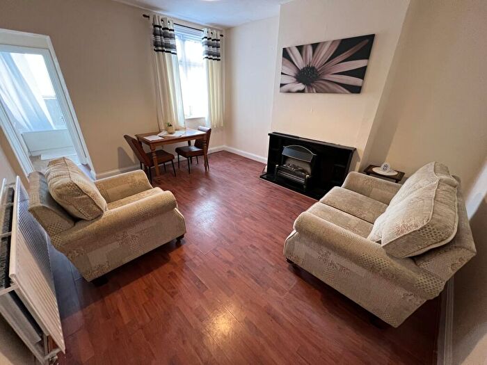 2 Bedroom Flat To Rent In Watford Road, Wembley, HA0