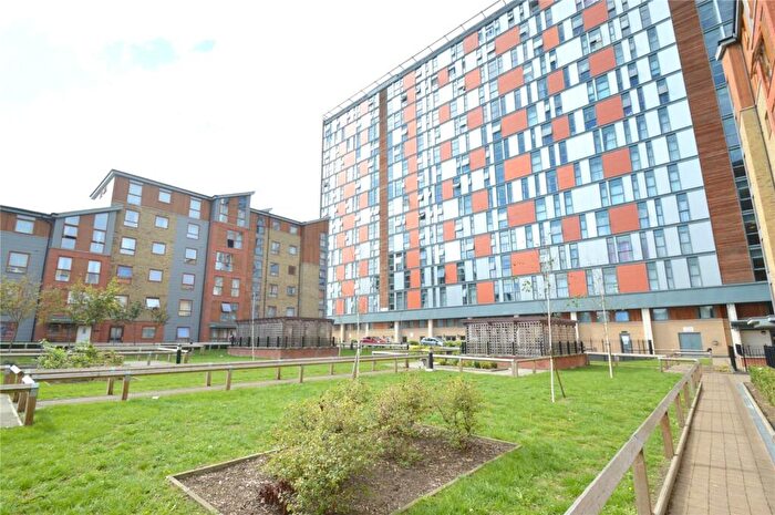 Apartment To Rent In City House, London Road, Croydon, Surrey, CR0