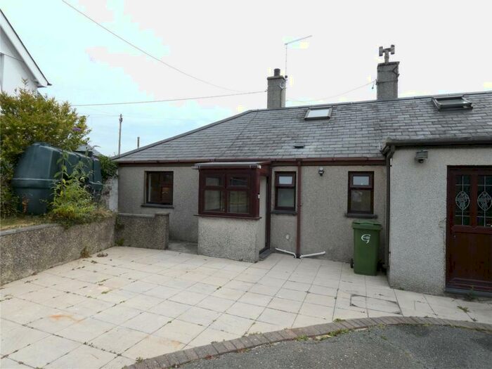 1 Bedroom Bungalow To Rent In Efailnewydd, Pwllheli, Gwynedd, LL53