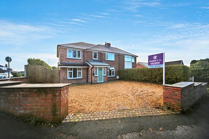 4 Bedroom Semi-Detached House For Sale In Back Lane, Appley Bridge, WN6