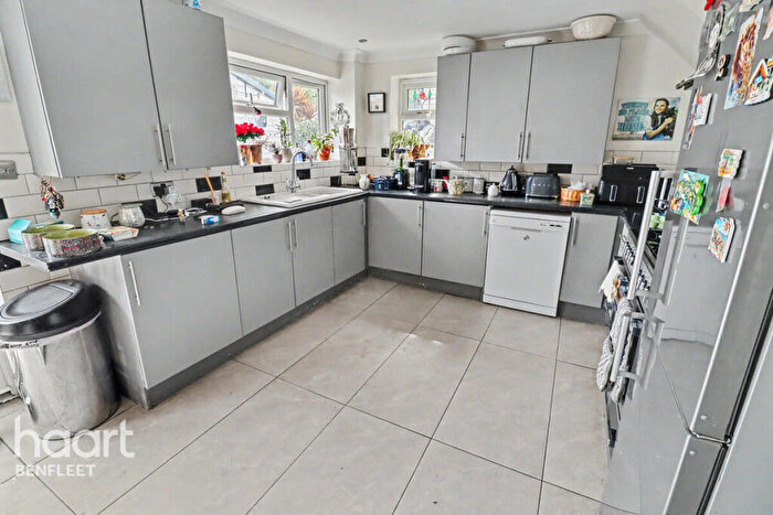 4 Bedroom Terraced House For Sale In The Rundels, Benfleet, SS7