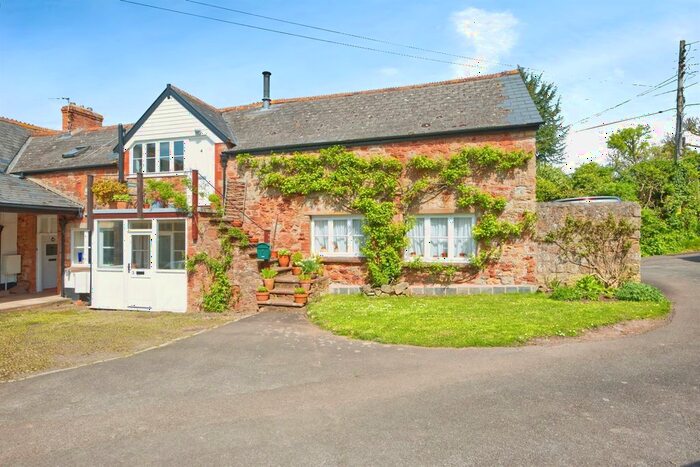 2 Bedroom Flat For Sale In Mellory, Old Cleeve, Minehead, TA24