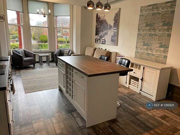 1 Bedroom Flat To Rent In Lord Street West, Southport, PR8