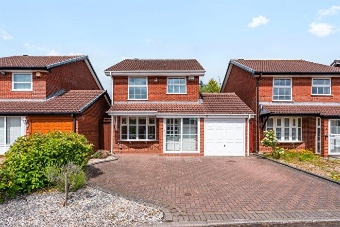 3 Bedroom Detached House To Rent In Hall Dale Close, Birmingham, B28