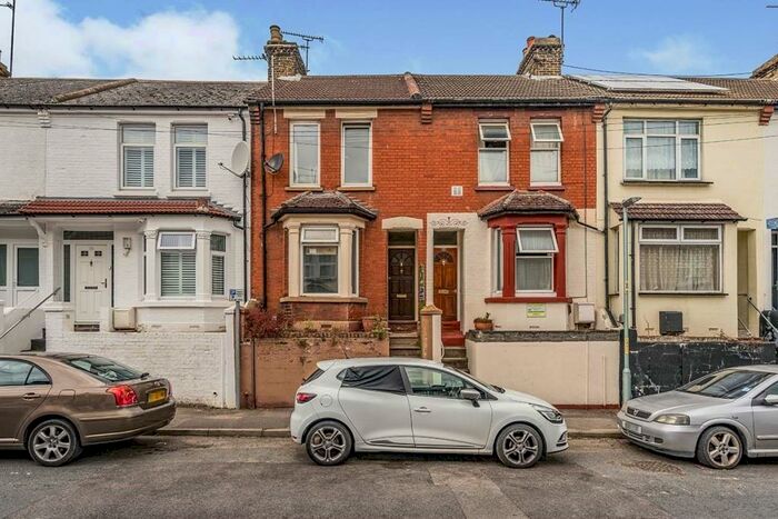 2 Bedroom Terraced House To Rent In Corporation Road, Gillingham, Kent, ME7