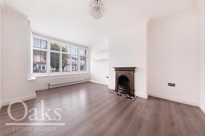 5 Bedroom End Of Terrace House To Rent In Davidson Road, Addiscombe, CR0