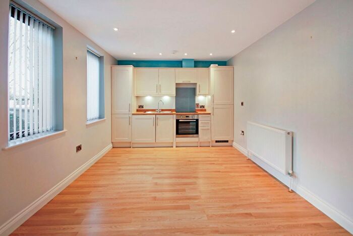 1 Bedroom Flat To Rent In Midland Way, Thornbury, Bristol, BS35