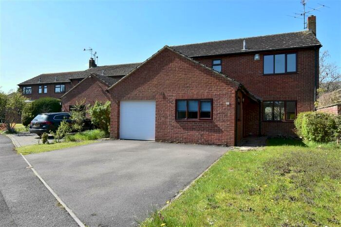 4 Bedroom Detached House For Sale In Millfield, Lambourn, Hungerford, RG17