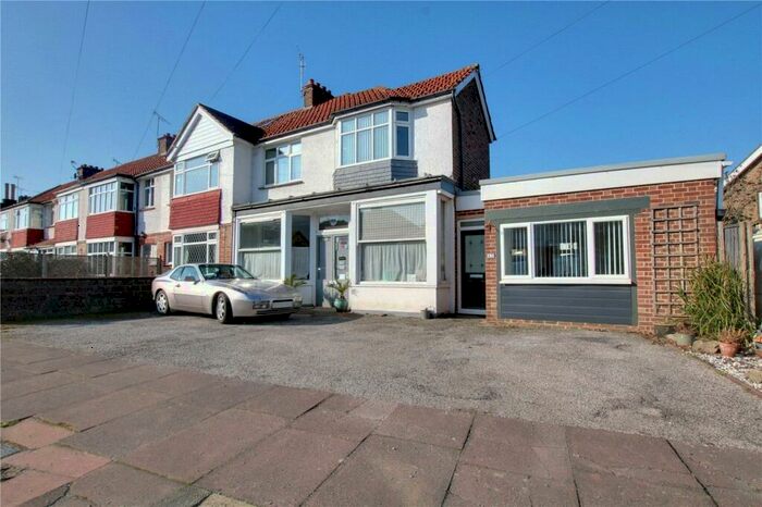 3 Bedroom Apartment To Rent In Ripley Road, Worthing, BN11