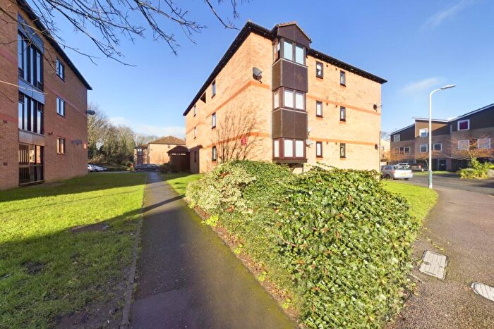 1 Bedroom Flat To Rent In Rushdon Close, Romford, RM1