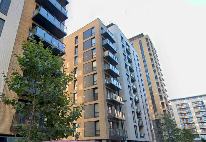 1 Bedroom Flat To Rent In Graphite Point, Palmers Road, Bethenal Green, London, E2