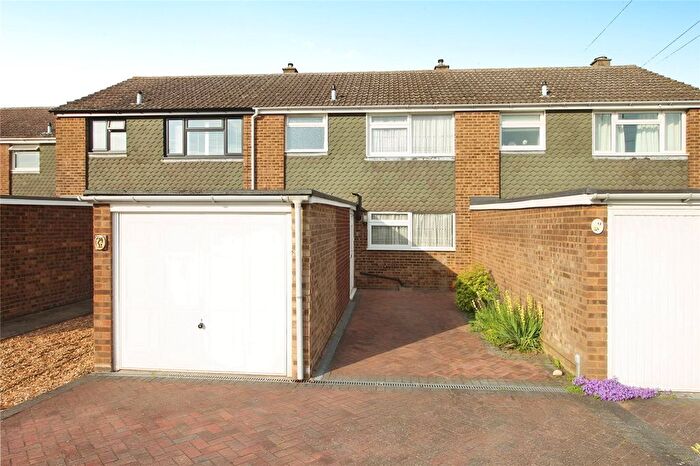 3 Bedroom Terraced House To Rent In Cherwell Road, Bedford, Bedfordshire, MK41