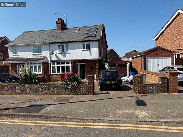3 Bedroom Semi-Detached House To Rent In London Road, Peterborough, Cambridgeshire., PE2