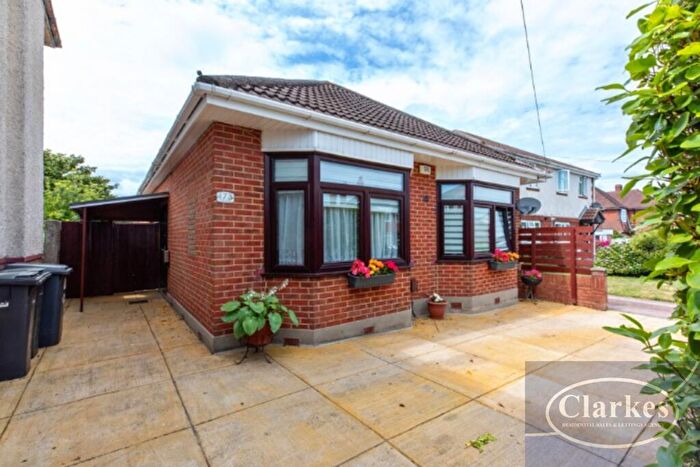 3 Bedroom Detached Bungalow For Sale In Kinson Road, Kinson, Bournemouth, Dorset, BH10
