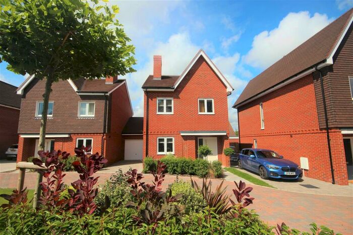 3 Bedroom House To Rent In South Chailey Lewes, BN8