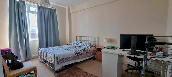 1 Bedroom Flat To Rent In Charleville Road, London, W14