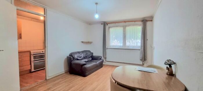 1 Bedroom Flat To Rent In British Street, London, E3