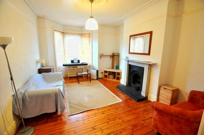 2 Bedroom Flat To Rent In Bayswater Road, Jesmond, Newcastle Upon Tyne, NE2