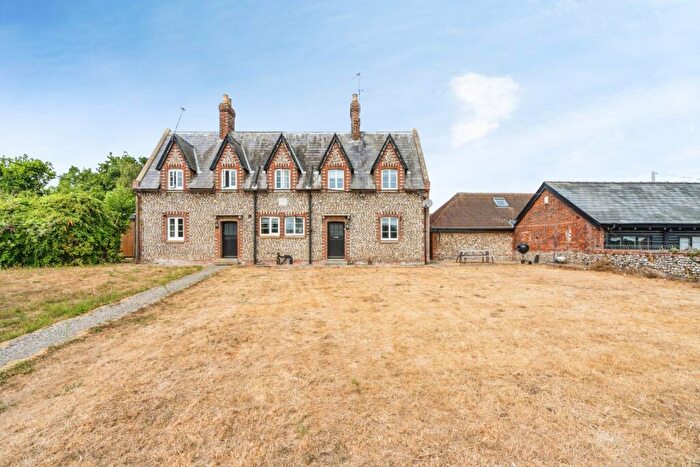 2 Bedroom Semi-Detached House To Rent In Ivy Cottages, Selsey Road, Donnington, PO20