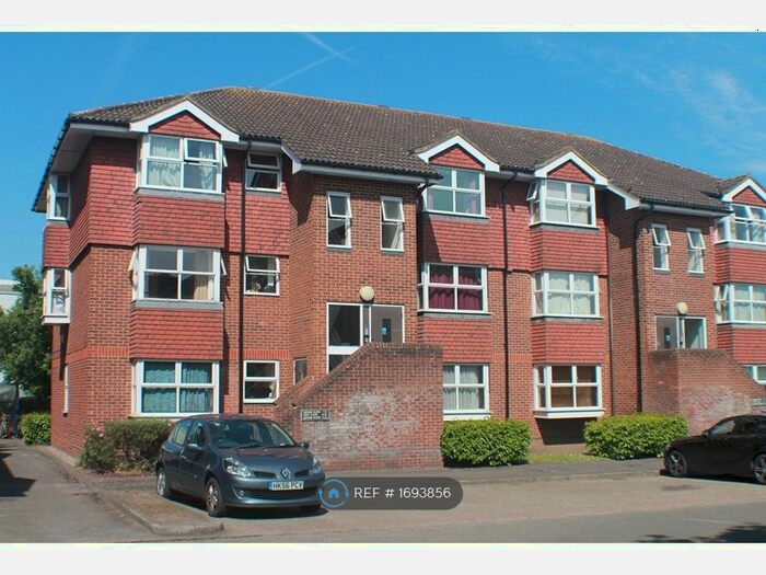 1 Bedroom Flat To Rent In Josephs Road, Guildford, GU1