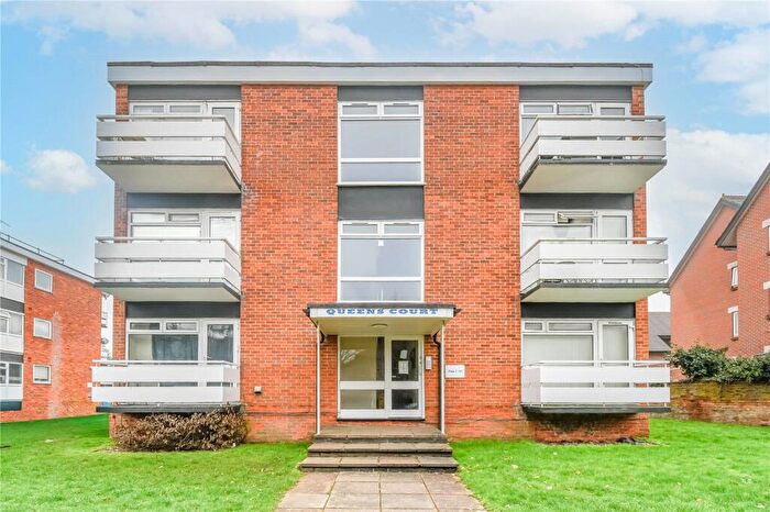 Studio For Sale In St. Johns Road, Newbury, Berkshire, RG14