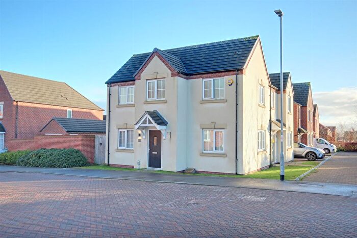 3 Bedroom Semi Detached House For Sale In Wheatley Drive, Cottingham, HU16