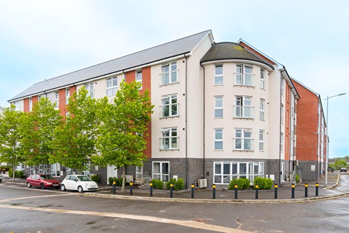 2 Bedroom Flat For Sale In Ref: Gf - Adams Close, Poole, BH15