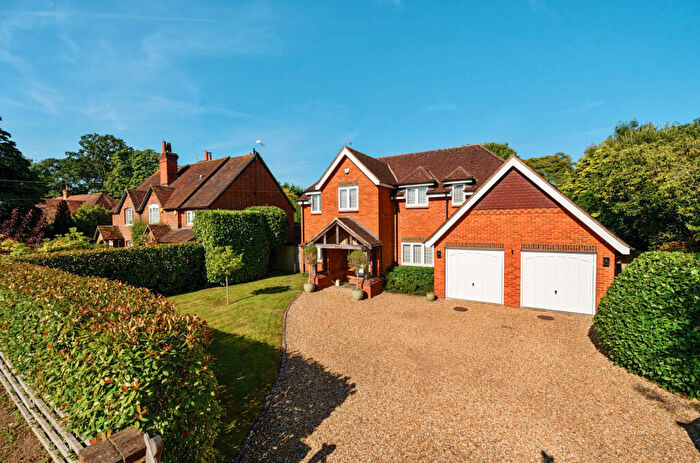 5 Bedroom Detached House For Sale In Greensward Lane, Arborfield, Reading, Berkshire, RG2