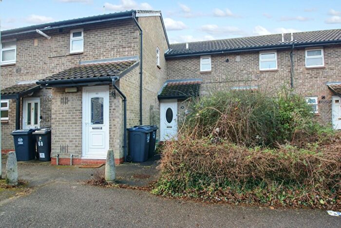1 Bedroom Maisonette To Rent In Dimsdale Crescent, Bishop's Stortford, CM23
