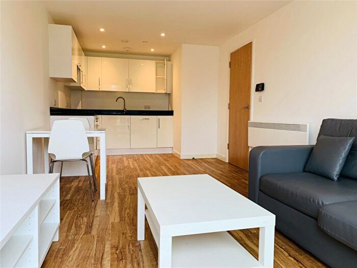 2 Bedroom Flat To Rent In Aire, Cross Green Lane, LS9
