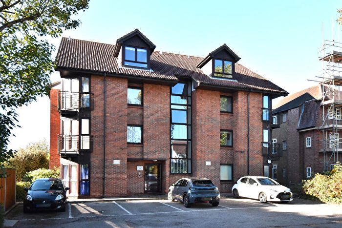 1 Bedroom Flat For Sale In Croydon Road, Beckenham, BR3
