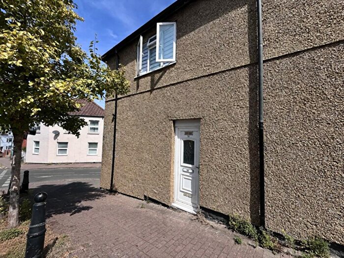 2 Bedroom Apartment To Rent In Prospect Hill, Swindon, Wiltshire, SN1
