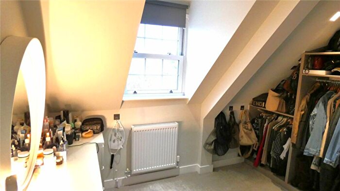 2 Bedroom Apartment To Rent In Crown Street, Brentwood, Essex, CM14